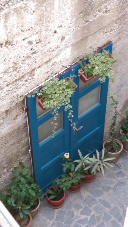 Apartments & Rooms Little Rock Mostar Rum bild